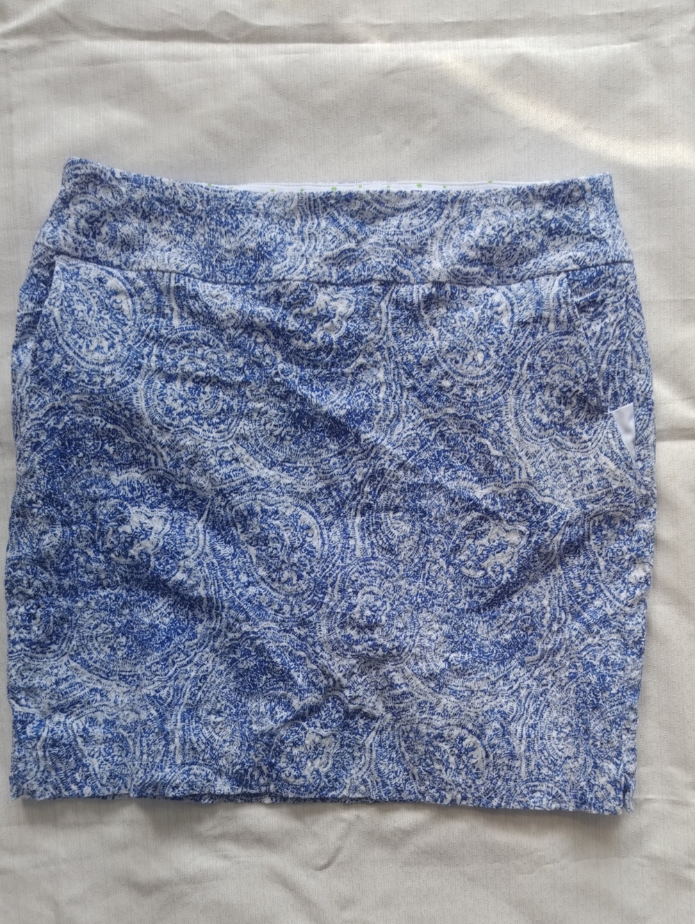 Swing Control Women’s Size 12 Blue White Printed Pull-On Pencil Skirt
